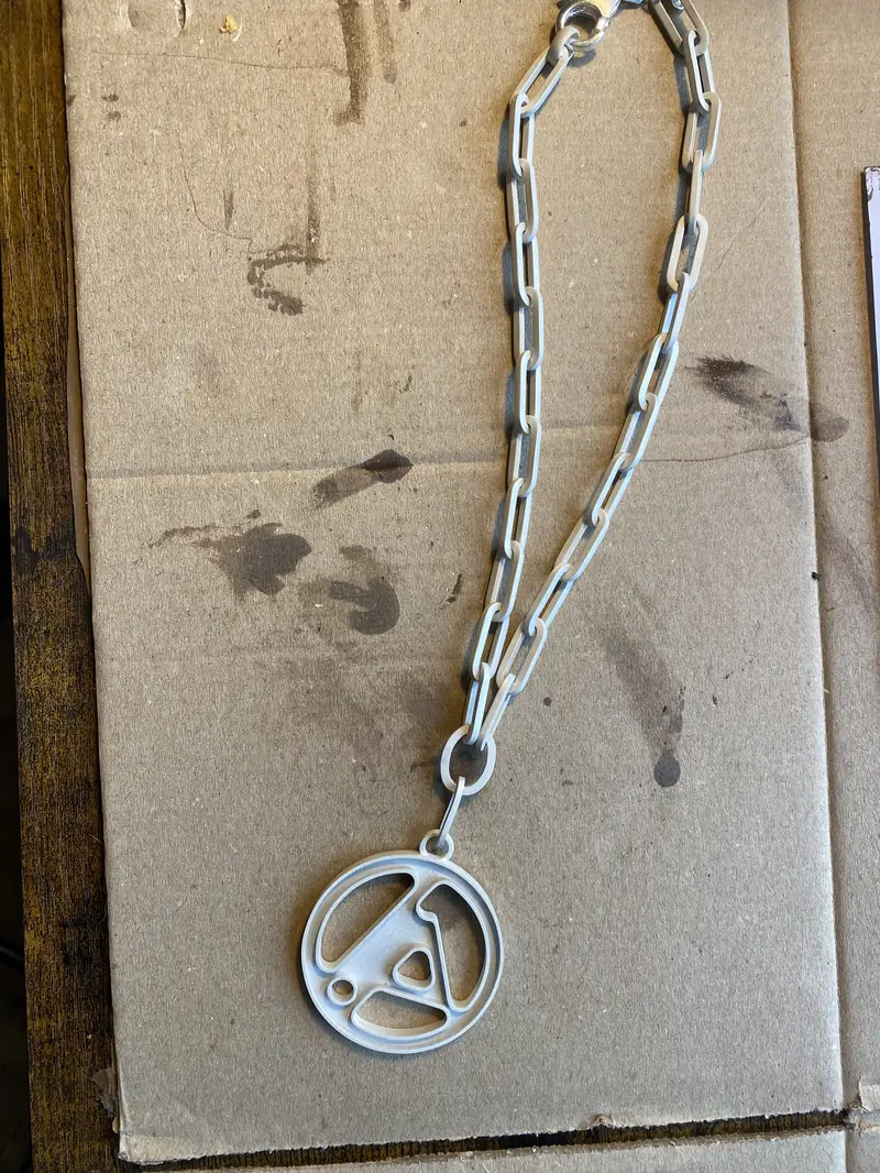 Collier chaîne complet avec pendentif, imprimé en 3D